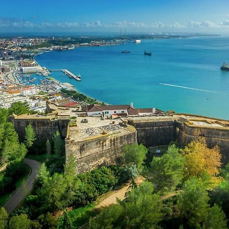 Apartamento Situado Na Zona Costeira Da Cidade Сетубал Экстерьер фото