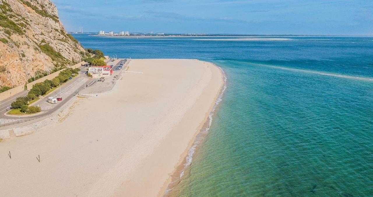 Apartamento Situado Na Zona Costeira Da Cidade Сетубал Экстерьер фото